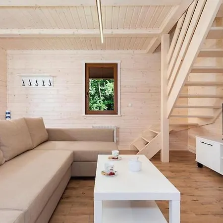 Comfortable No 4 , Summer Pool *