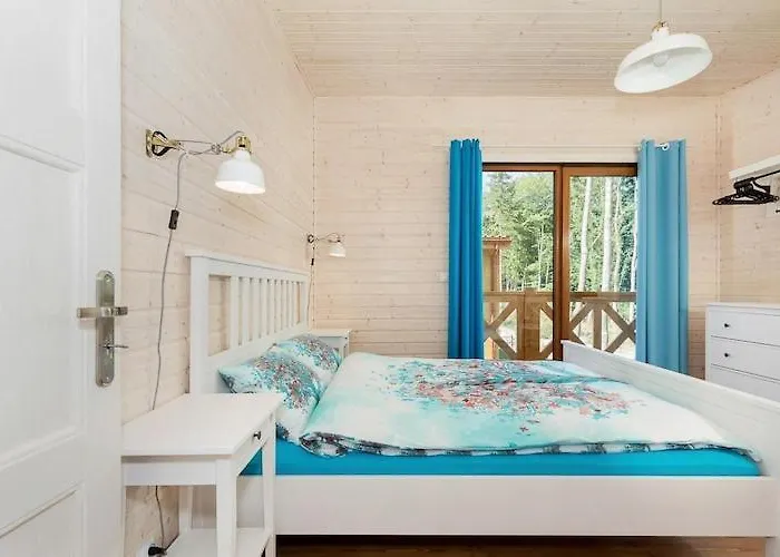 Comfortable No 4 , Summer Pool