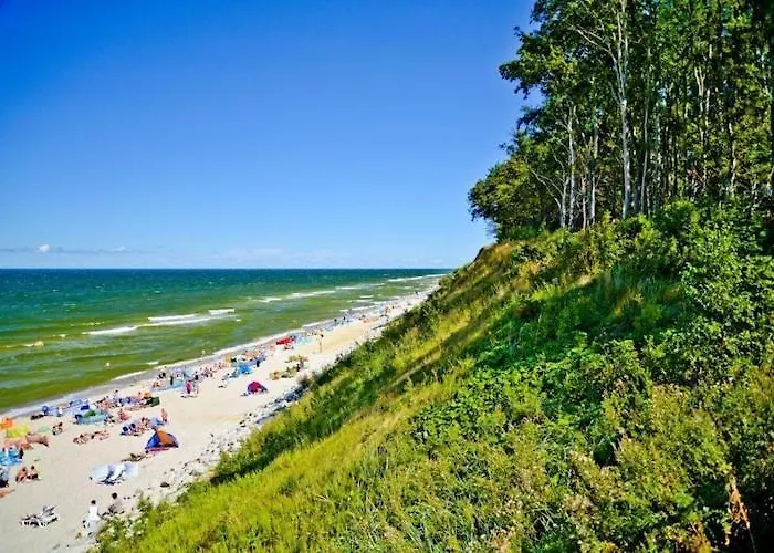 別荘 Comfortable No 4 , Summer Pool レバル